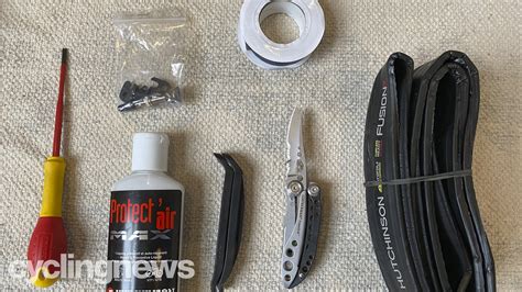 How to set up tubeless road tyres on non-tubeless ready rims | Cyclingnews