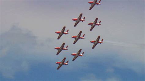 Snowbirds Vancouver : Snowbirds Arrive On Vancouver Island For Annual ...