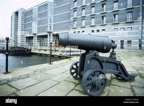 Leeds armoury museum, yorkshire, England Stock Photo - Alamy