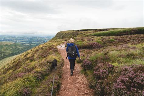 Hiking in the Brecon Beacons – Tom Beaton