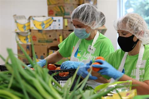 Volunteer | Second Harvest Foodbank of Southern Wisconsin