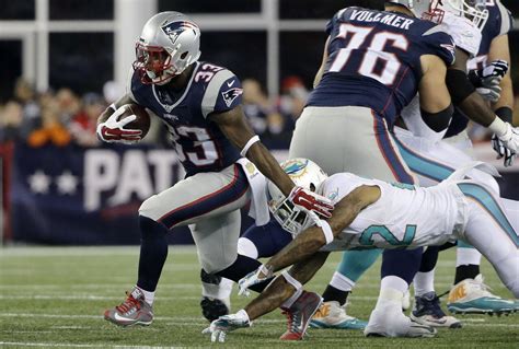 Patriots' Dion Lewis grew up watching LaDainian Tomlinson, now ...