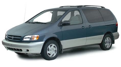 2000 Toyota Sienna Specs, Trims & Colors | Cars.com