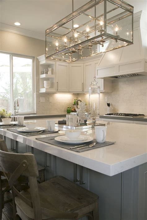 A how-to guide to kitchen island lighting — Savvy Interiors | Kitchen ...