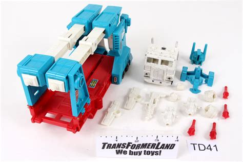 Complete Transformers® G1 Ultra Magnus SKU 341526 | Transformerland.com ...