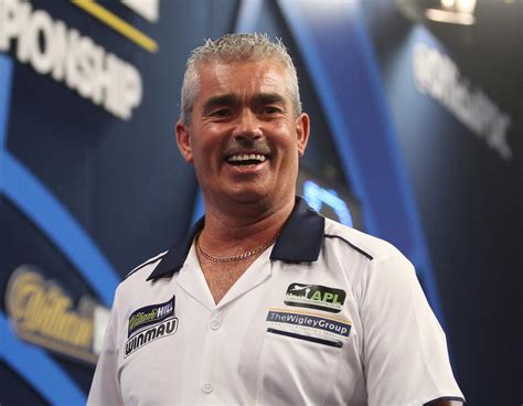 The Bronzed Adonis : World Darts Championship Steve Beaton Reveals ...