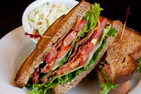 I love a good BLT! | Food, Delicious sandwiches, Healty food