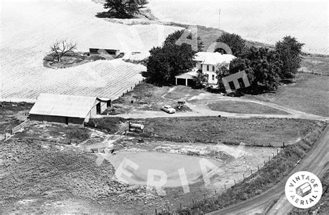 Vintage Aerial | Illinois | Jefferson County | 1964 | 27-IJE-25