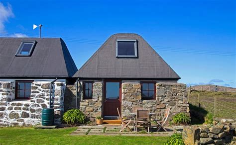 Cottages to Rent on Tiree in the Inner Hebrides of Scotland