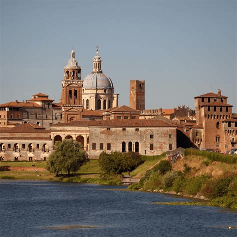 Bike Tour Mantova and Garda Lake /ITALY | BicieVacanze