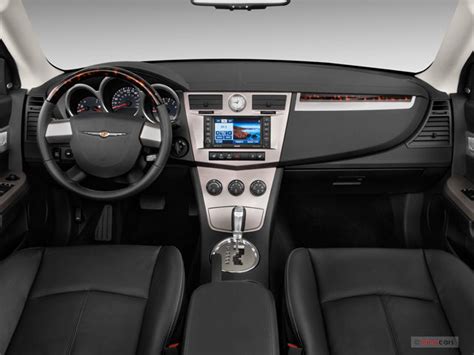 2010 Chrysler Sebring Pictures: Dashboard | U.S. News & World Report