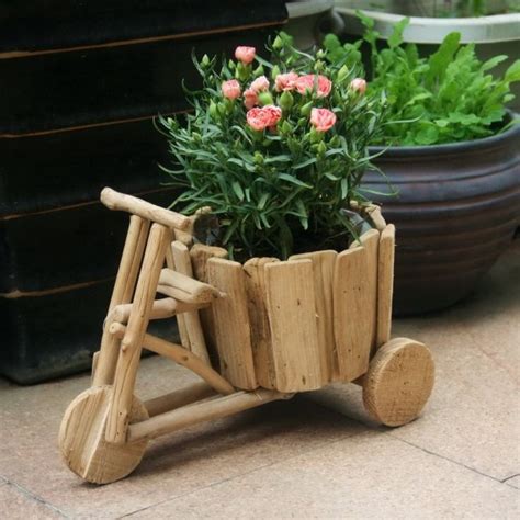 31 Fascinating Homemade Flower Pots Ideas