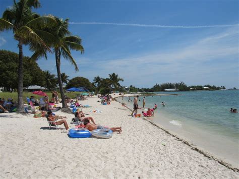 Sombrero Beach- Marathon Fl | Yachta Fun