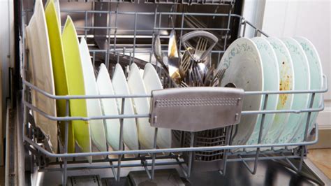 How to Tell If Your Drain Pump is Faulty in Your Dishwasher - Appliance ...