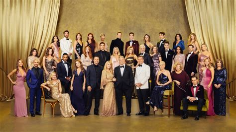 Inside the Y&R 50th Anniversary Cast Photo! - Soaps In Depth