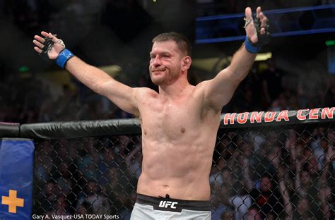 Stipe Miocic taken to hospital after UFC 260 loss