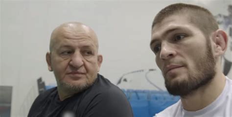 UFC 242: Khabib Nurmagomedov having his dad in camp for Dustin Poirier ...