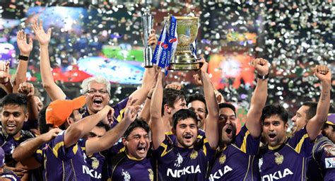 IPL 2014 champions KKR given royal felicitation at Eden Gardens