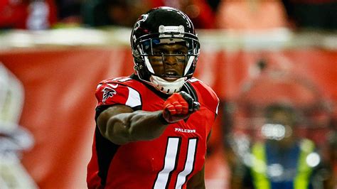 Falcons, Julio Jones agree on a 3-year contract extension for a ...