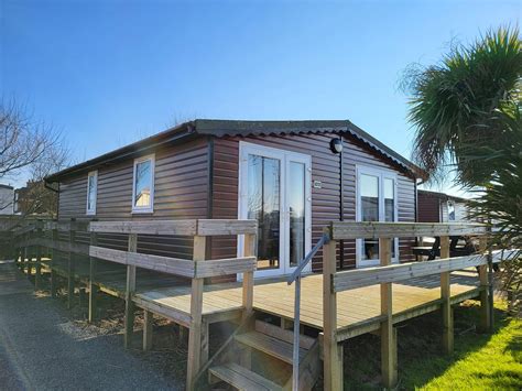 CASTAWAYS HOLIDAY PARK - UPDATED 2024 Campground Reviews & Price Comparison (Bacton, England ...