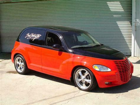 2001 CHRYSLER PT CRUISER CUSTOM STATION WAGON - Front 3/4 - 112690