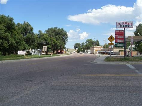 File:Fort Laramie Wyoming MainStreet.jpg