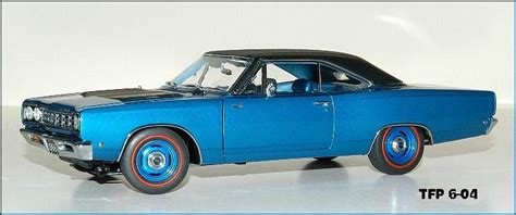 Danbury Mint 1:24 1968 Plymouth Road Runner | Car model, Diecast ...