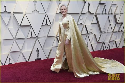 Glenn Close Wears a Gold Cape on Oscars 2019 Red Carpet: Photo 4245295 ...