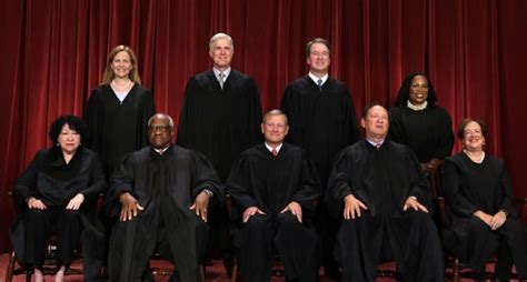 How Rich Are The Supreme Court Justices? - Internewscast Journal