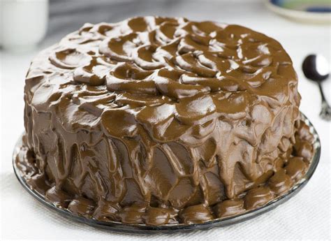 Old Fashioned Chocolate Cake | Chocolate Cake Made With Mayonnaise