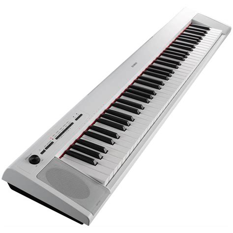 Yamaha NP32 76-key Piano Style Keyboard - GigGear