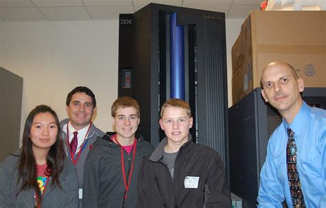 Urbandale High School Technology Students Visit Hy-Vee | Urbandale, IA ...