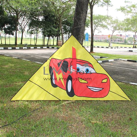 LMS TOYS :: Medium Kites :: 1.9m Lighting McQueen Car Delta Kite ...