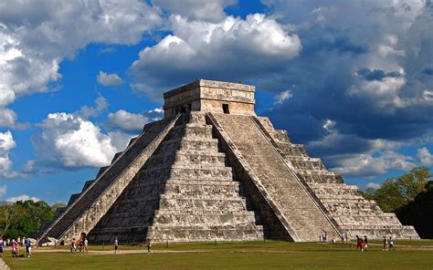 Chichen Itza, Yucatan, Mexico - El Castillo | Places worth visiting ...