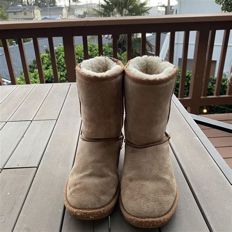 Super cute off brand Uggs They look exactly like... - Depop