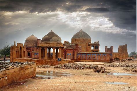 Great Makli Graveyard Thatta | The City Of Silence | Rising Pakistan