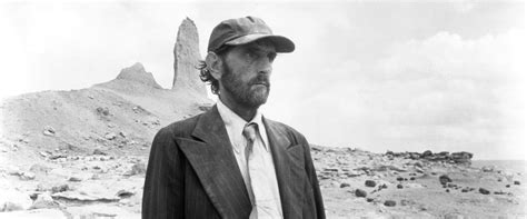 Paris, Texas movie review & film summary (1984) | Roger Ebert