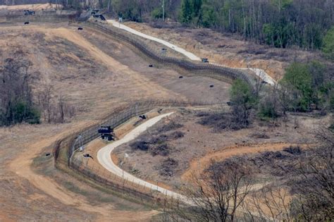 South Korea to build a peace trail along the DMZ