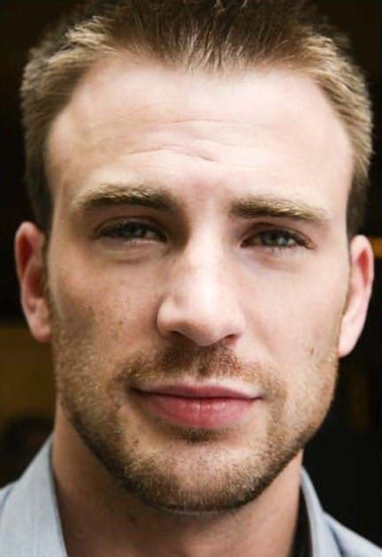 7 of The Best Chris Evans Beard Styles for 2020