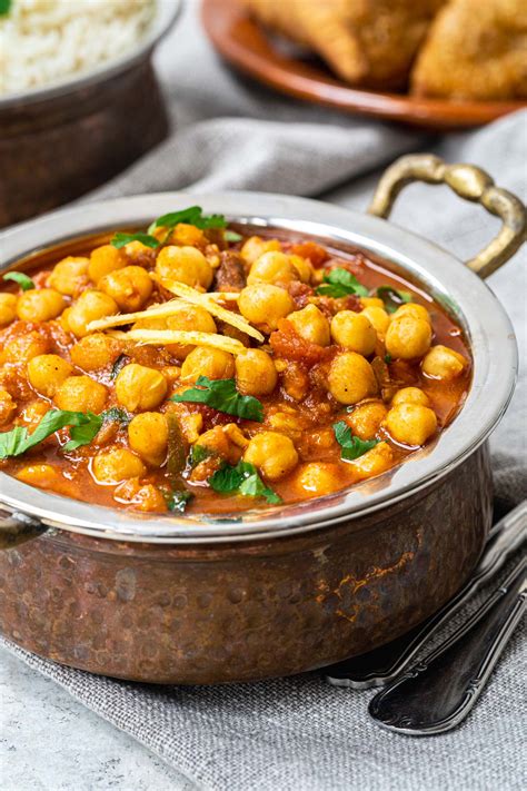 Easy Chana Masala Recipe - Six Hungry Feet - Indian-inspired - Vegan