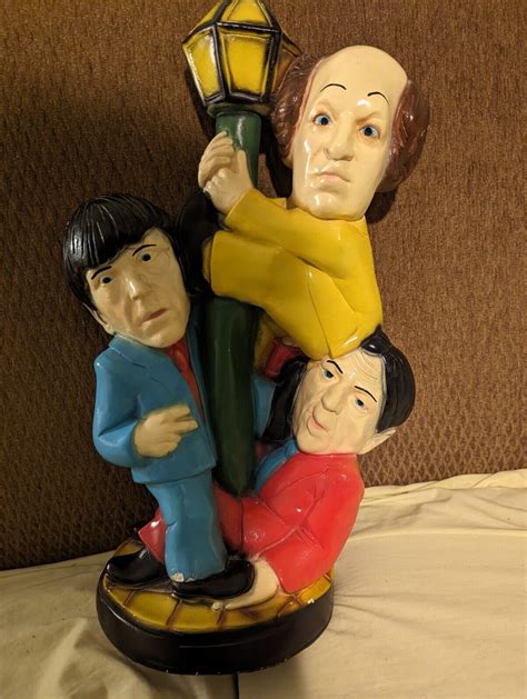 This Stooges Lamp Post Statue, was made (unlicensed) by Tuscany Studios (Chicago | eBay