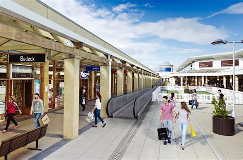 Doncaster shopping centre reveals travellator plans | Lakeside Village