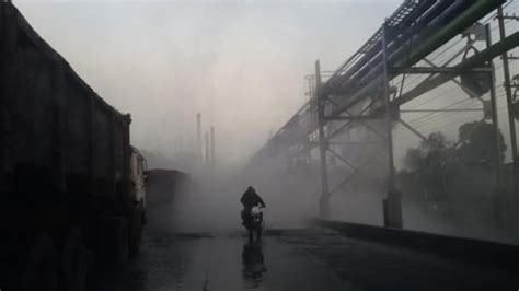 News updates from Hindustan Times: Fly ash spills across 30 acres after NTPC power plant dyke ...