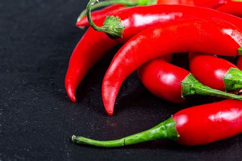 Hot fresh red chili pepper - Creative Commons Bilder