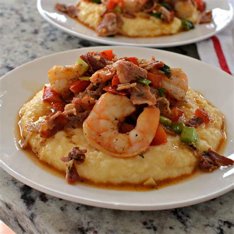 Shrimp and Grits Southern Style | FaveSouthernRecipes.com