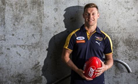 New Eagle Sam Mitchell still coming to terms with Brownlow Medal | The ...