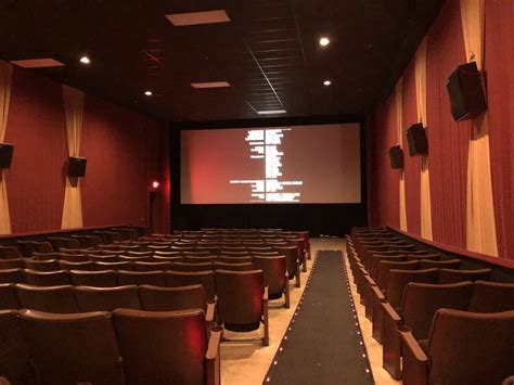 PARKWAY 8 CINEMA - 20 Photos & 36 Reviews - 6300 N Lockwood Ridge Rd, Sarasota, Florida - Yelp