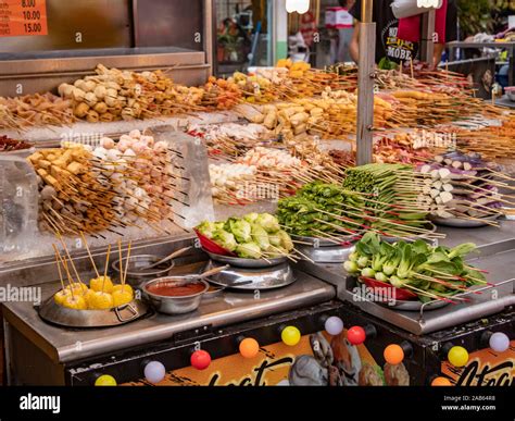 Bukit bintang food hi-res stock photography and images - Alamy