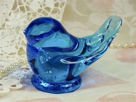 Bluebird Glass Figurine / Glass Blue Bird / Blue Glass Bird / | Etsy ...