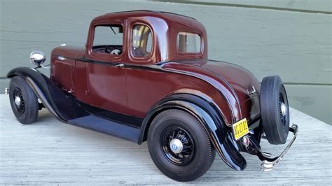 STOCK 1932 FORD STANDARD 5 WINDOW COUPE 1/8 SCALE - Model Cars - Model ...